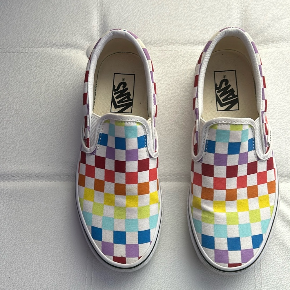 Vans, rainbow checkered, size 7